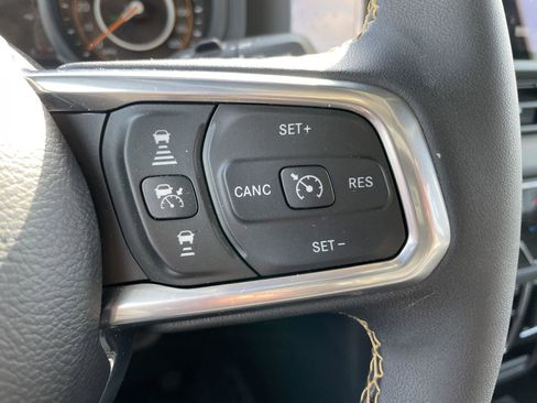 Used 2024 Jeep Wrangler Sahara w/ Safety Group image 14