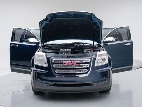 Used 2017 GMC Terrain SLE FWD image 16