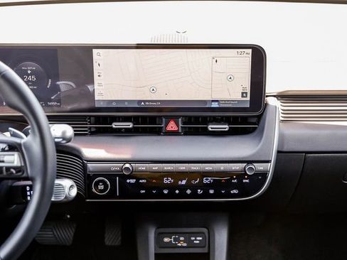 Certified 2025 Hyundai Ioniq 5 SEL RWD image 13