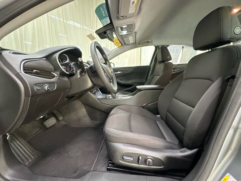 Certified 2025 Chevrolet Malibu LT image 27