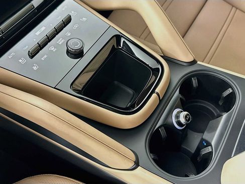 New 2026 Porsche Cayenne GTS AWD/4WD image 20