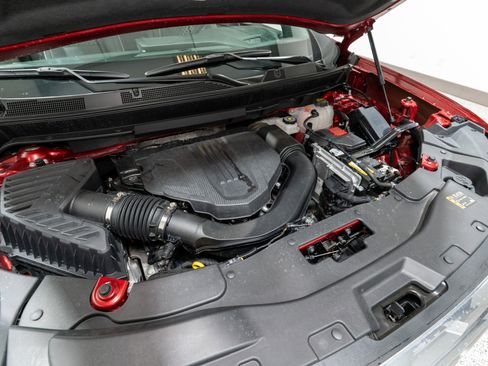 Used 2024 GMC Acadia Denali w/ Super Cruise Package image 36