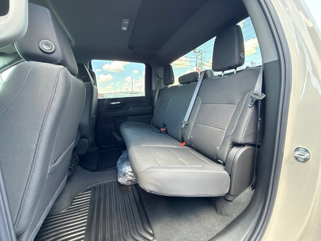New 2026 Chevrolet Silverado 2500 Custom w/ Custom Value Package AWD/4WD image 22