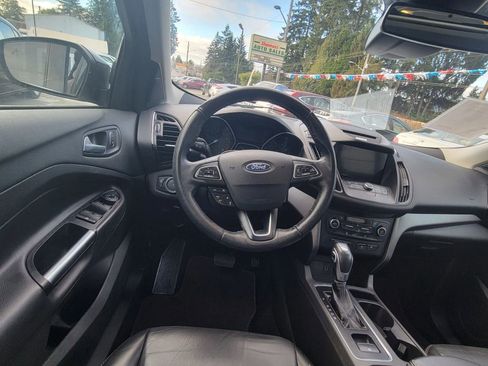 Used 2018 Ford Escape SEL w/ Ford Safe & Smart Package image 10