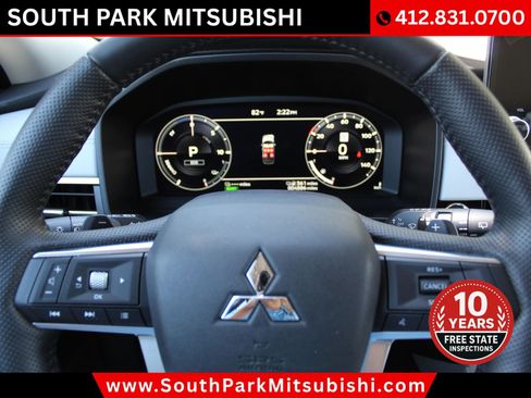 Used 2025 Mitsubishi Outlander SEL AWD/4WD image 18
