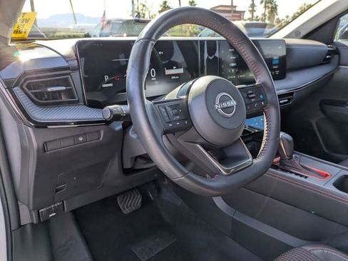 Certified 2025 Nissan Kicks SR w/ Illumination Package AWD/4WD image 15
