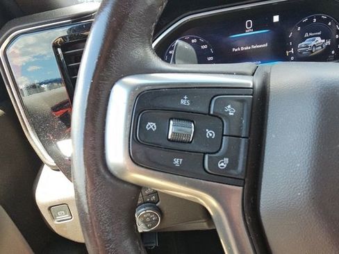 Used 2022 Chevrolet Silverado 1500 LTZ AWD/4WD image 23