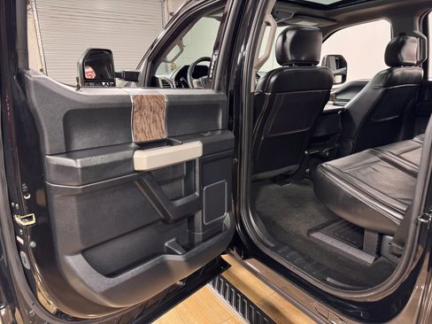 Used 2017 Ford F350 Lariat w/ Lariat Ultimate Package image 15