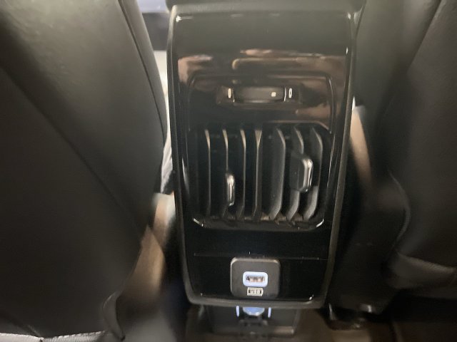 Used 2025 Jeep Compass Limited AWD/4WD image 19