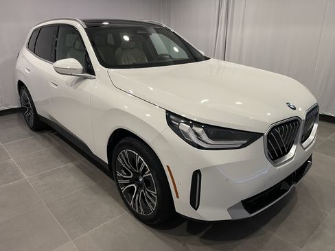 New 2026 BMW X3 xDrive30 w/ Convenience Package image 3