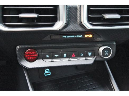 Used 2024 Ford Mustang GT Premium RWD image 27