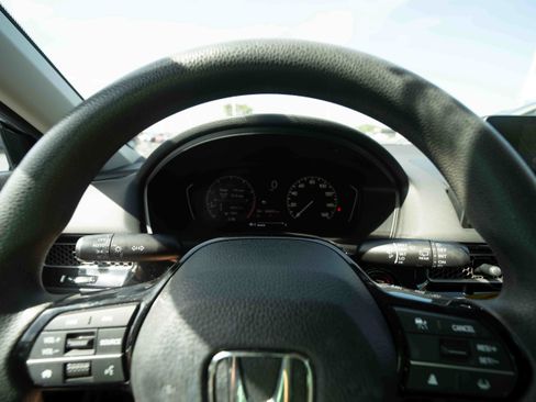 Used 2024 Honda Civic LX image 15