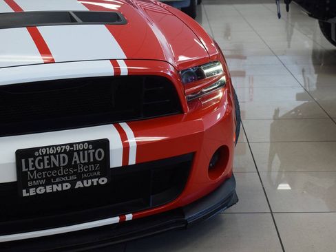 Used 2011 Ford Mustang Shelby GT500 RWD image 12