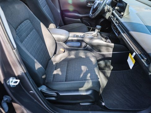 Used 2024 Honda HR-V LX image 8