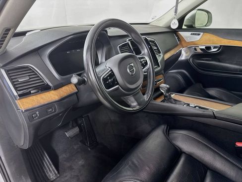 Used 2018 Volvo XC90 T6 Inscription w/ Convenience Package AWD/4WD image 9