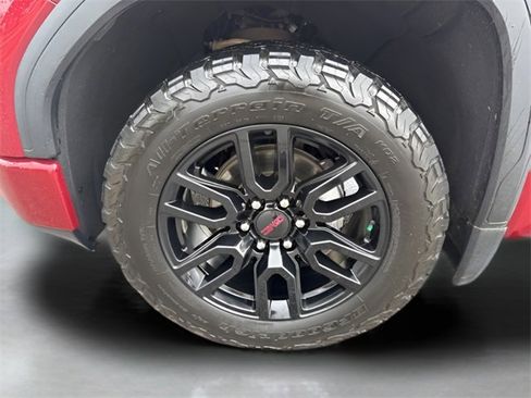 Used 2020 GMC Sierra 1500 Elevation w/ Elevation Value Package image 28