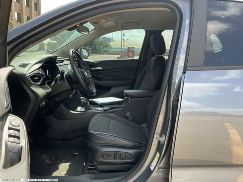 Used 2021 Buick Encore GX Preferred w/ Cold Weather Comfort Package FWD image 8