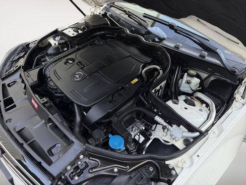 Used 2014 Mercedes-Benz C 300 4MATIC Sedan image 26