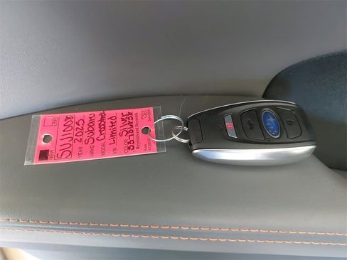 Used 2025 Subaru Crosstrek 2.5i Limited image 32