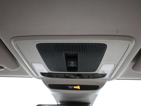 Used 2024 Honda HR-V EX-L image 17