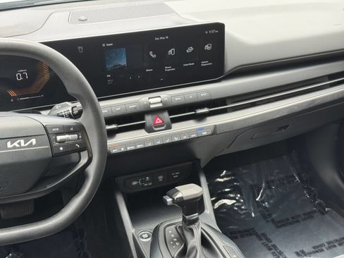 Used 2025 Kia K4 FWD image 20