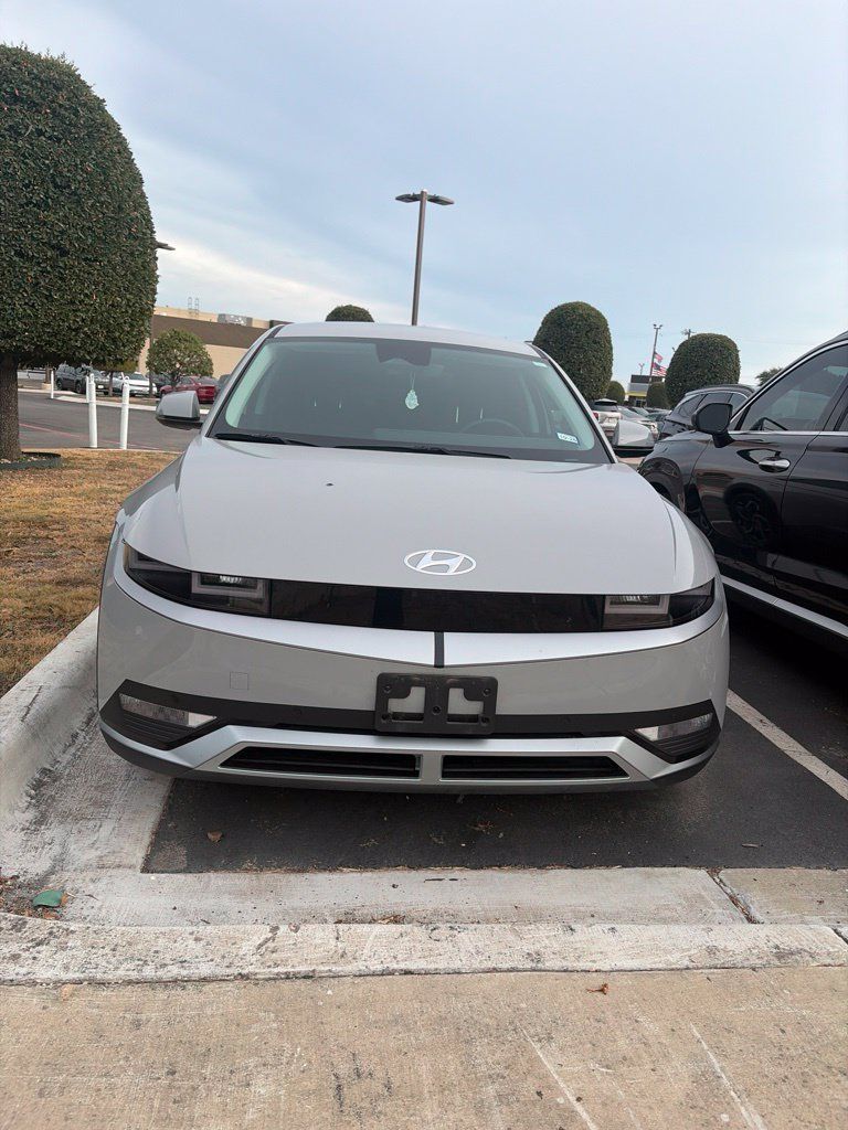 Certified 2024 Hyundai Ioniq 5 SEL AWD/4WD image 2