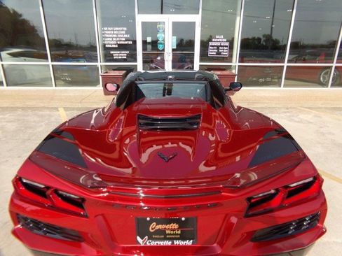 Used 2024 Chevrolet Corvette Z06 RWD image 25