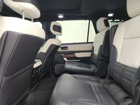 Used 2024 Toyota Sequoia Capstone image 11