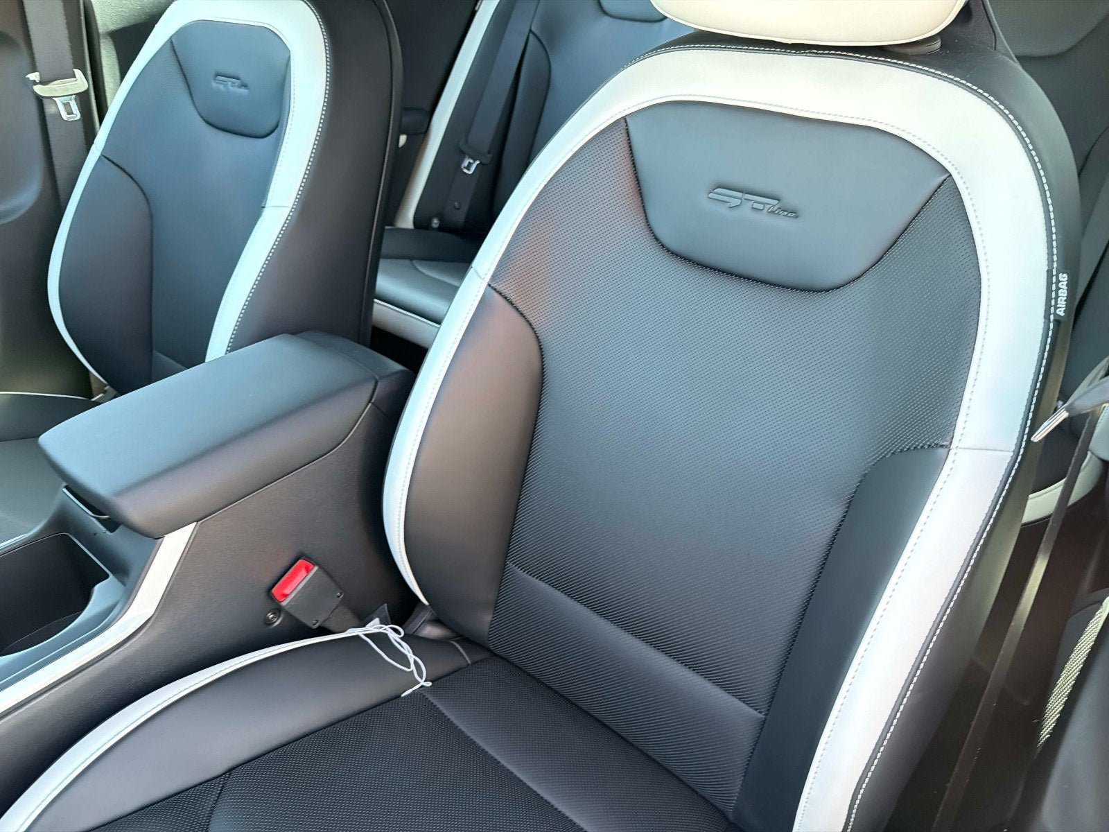 New 2026 Kia K4 GT-Line FWD image 16