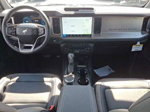 New 2026 Ford Bronco Outer Banks image 15