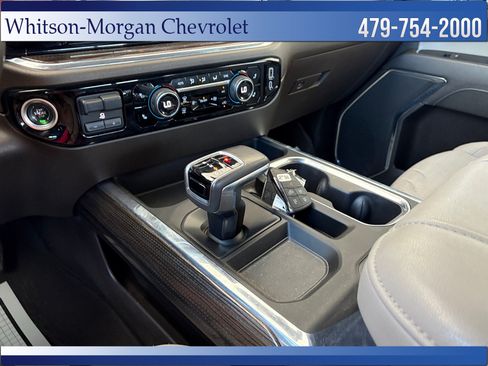 Used 2024 Chevrolet Silverado 1500 LT AWD/4WD image 30
