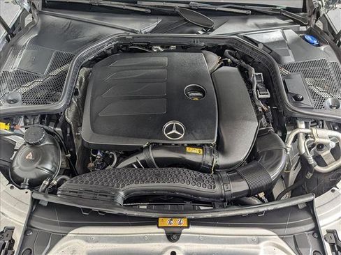 Used 2019 Mercedes-Benz C 300 Sedan image 25