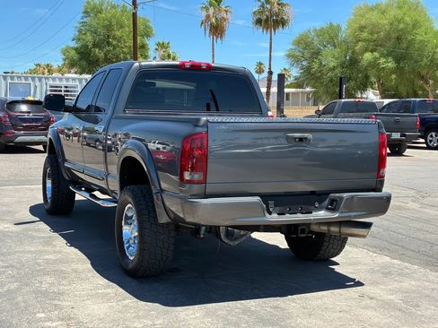 Used 2004 Dodge Ram 2500 Truck SLT w/ Sport Appearance Group AWD/4WD image 4