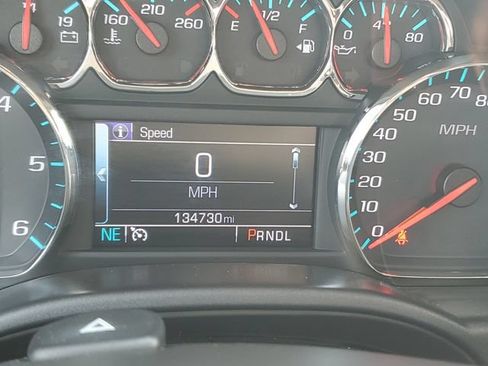 Used 2018 Chevrolet Silverado 1500 LT w/ All Star Edition AWD/4WD image 27
