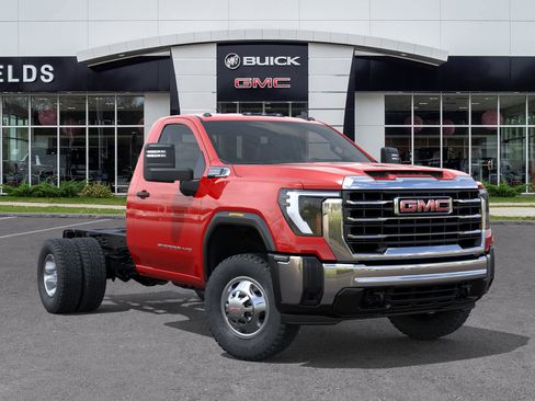 New 2026 GMC Sierra 3500 Pro w/ Convenience Package image 16