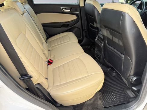 Used 2018 Ford Edge SEL w/ Equipment Group 201A image 12