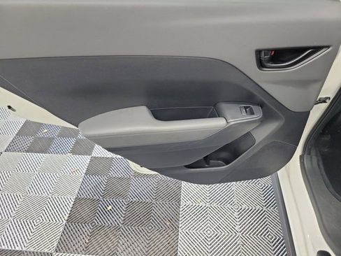 Used 2024 Subaru Crosstrek 2.0i Premium image 16