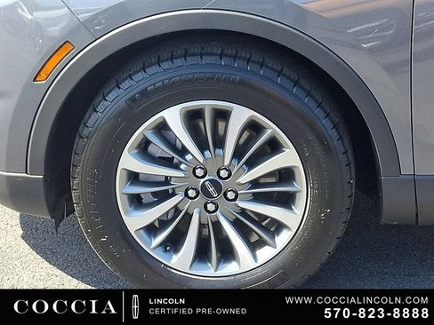 Certified 2023 Lincoln Nautilus AWD image 8