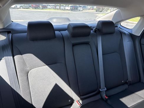 Certified 2024 Honda Civic EX image 33