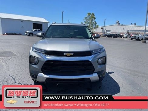 Used 2023 Chevrolet TrailBlazer LT FWD image 3