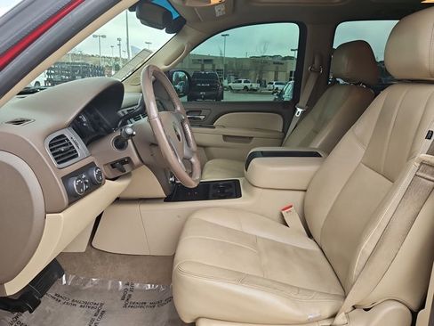 Used 2013 Chevrolet Tahoe LT AWD/4WD image 17