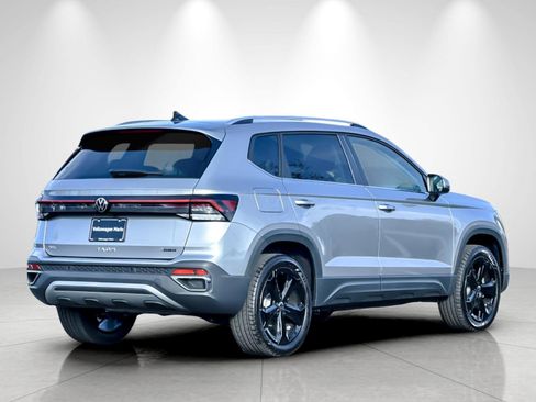 New 2026 Volkswagen Taos SEL AWD/4WD image 5