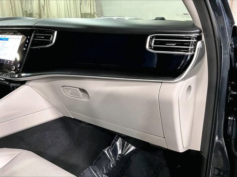 Used 2022 Jeep Wagoneer Series I w/ Premium Group I image 19