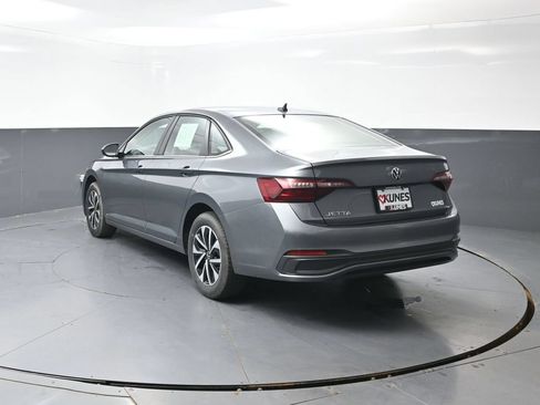 Used 2024 Volkswagen Jetta S FWD image 11