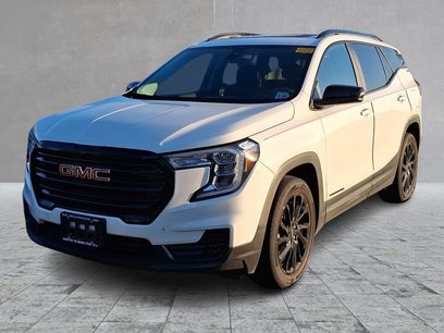 Used 2023 GMC Terrain SLE w/ Driver Convenience Package
