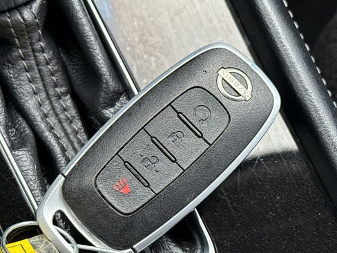 Used 2023 Nissan Kicks SV FWD image 36