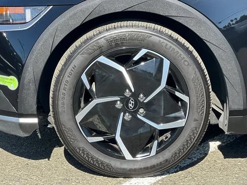 Certified 2023 Hyundai Ioniq 5 SEL w/ Cargo Package RWD image 33