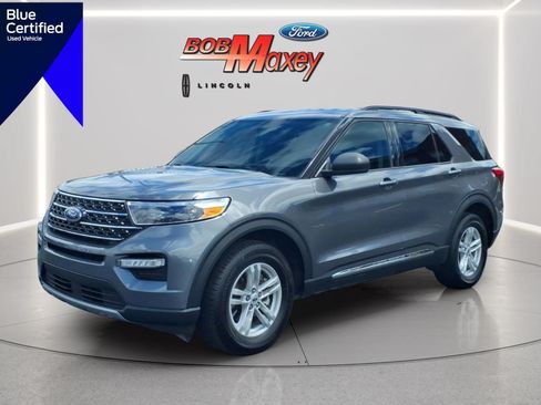Used 2024 Ford Explorer XLT w/ Equipment Group 202A AWD/4WD image 1