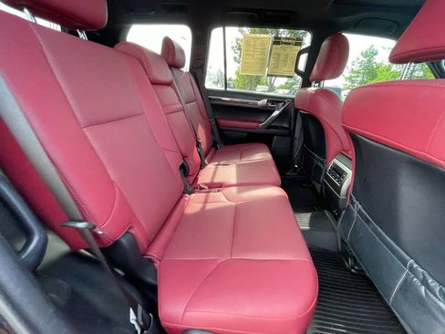 Used 2023 Lexus GX 460 Premium w/ Premium Package AWD/4WD image 27