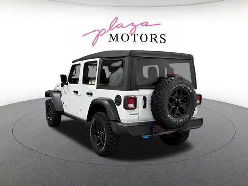 Used 2023 Jeep Wrangler Unlimited w/ Cold Weather Group AWD/4WD image 6